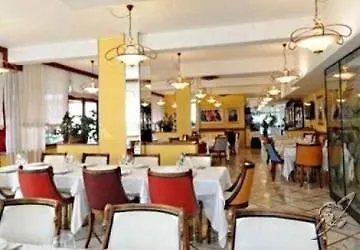 Hotel Style