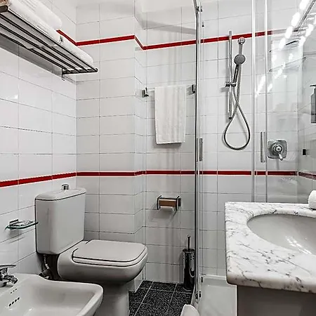 Style 4* Ρέτζιο Εμίλια